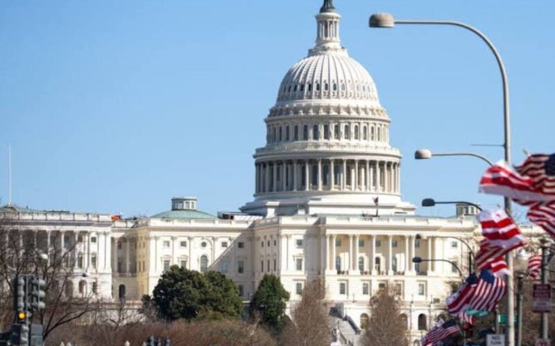 Senator Seeks Trump Crypto Ban as 63% Call His Profits Inappropriate