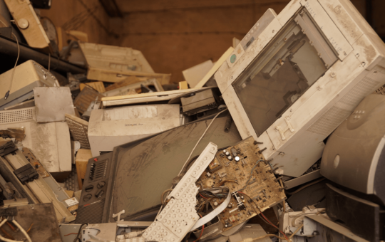 A Big Tech Company Buried 2,700 Early GUI PCs in 1989 and Shaped Today’s Desktop
