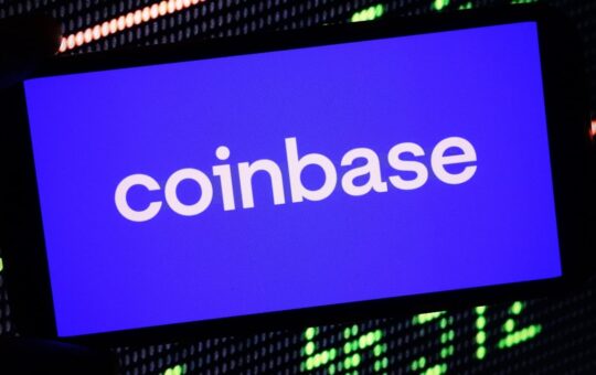 Banker Turned on Clients, Routing $932K to Coinbase for $1K+ – Bitcoin News