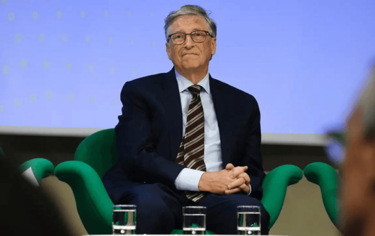 Bill Gates, Retired, Took Customer Support Duty at His Daughter’s Startup