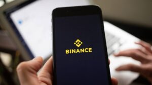 Binance Buys $100M in Circle Stock, Deepens USDC Alliance