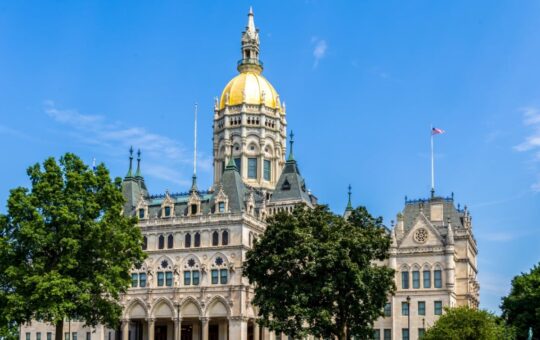 Connecticut AG Issues Crypto Alert After Investor Loses $200K