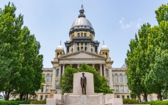 Illinois Crypto Tax Faces New Court Bid Before It Hits Residents