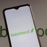 Robinhood Tops Binance bStocks With 862,800 Holders in 2 Months – Bitcoin News