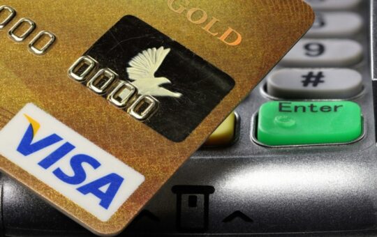 Visa Stablecoin Settlement Tops $20 Billion as Card Volume Surges