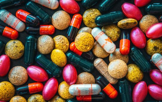 YouTube Appears in 53% of Google AI Overviews for Vitamin and Supplement Searches