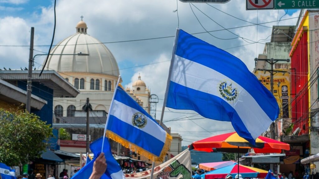Former Visa and JPMorgan Execs Take Over El Salvador's Chivo Wallet