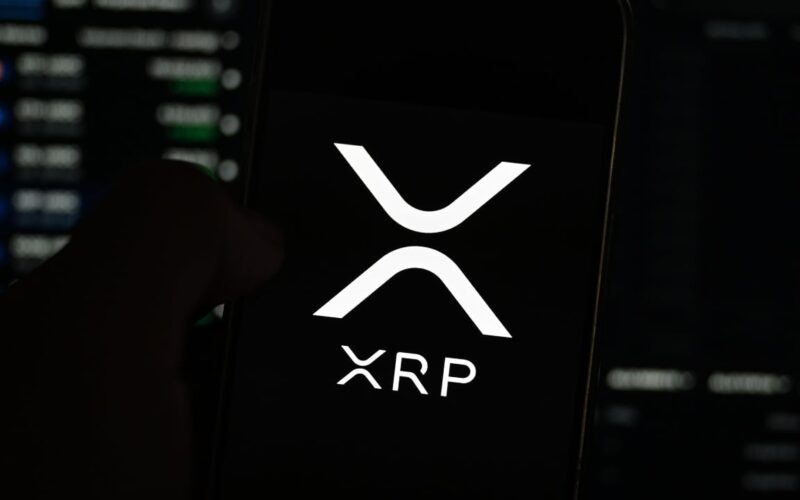 Ripple's Schwartz Slams Fee Metric as 100x XRP Fee Hike Is Floated