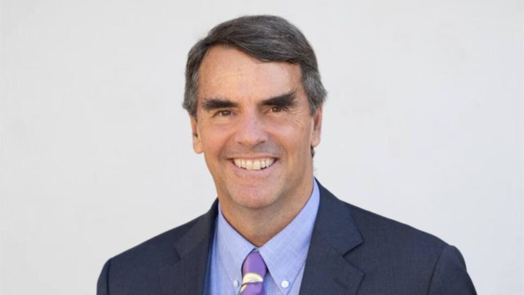 Tim Draper Calls Not Owning Bitcoin 'Irresponsible,' Warns of Dollar Shift