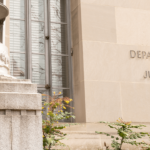 US Government Shifts $1 Billion in Bitcoin, $94 Million in Tether – Bitcoin News