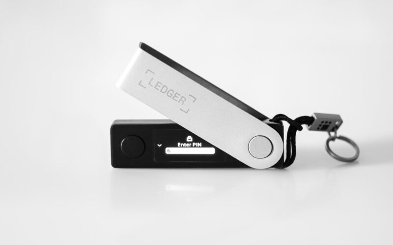 User Exposes Hidden Hardware Implant in European Ledger Wallet